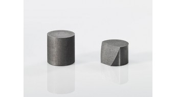 What is molded graphite and extruded graphite?